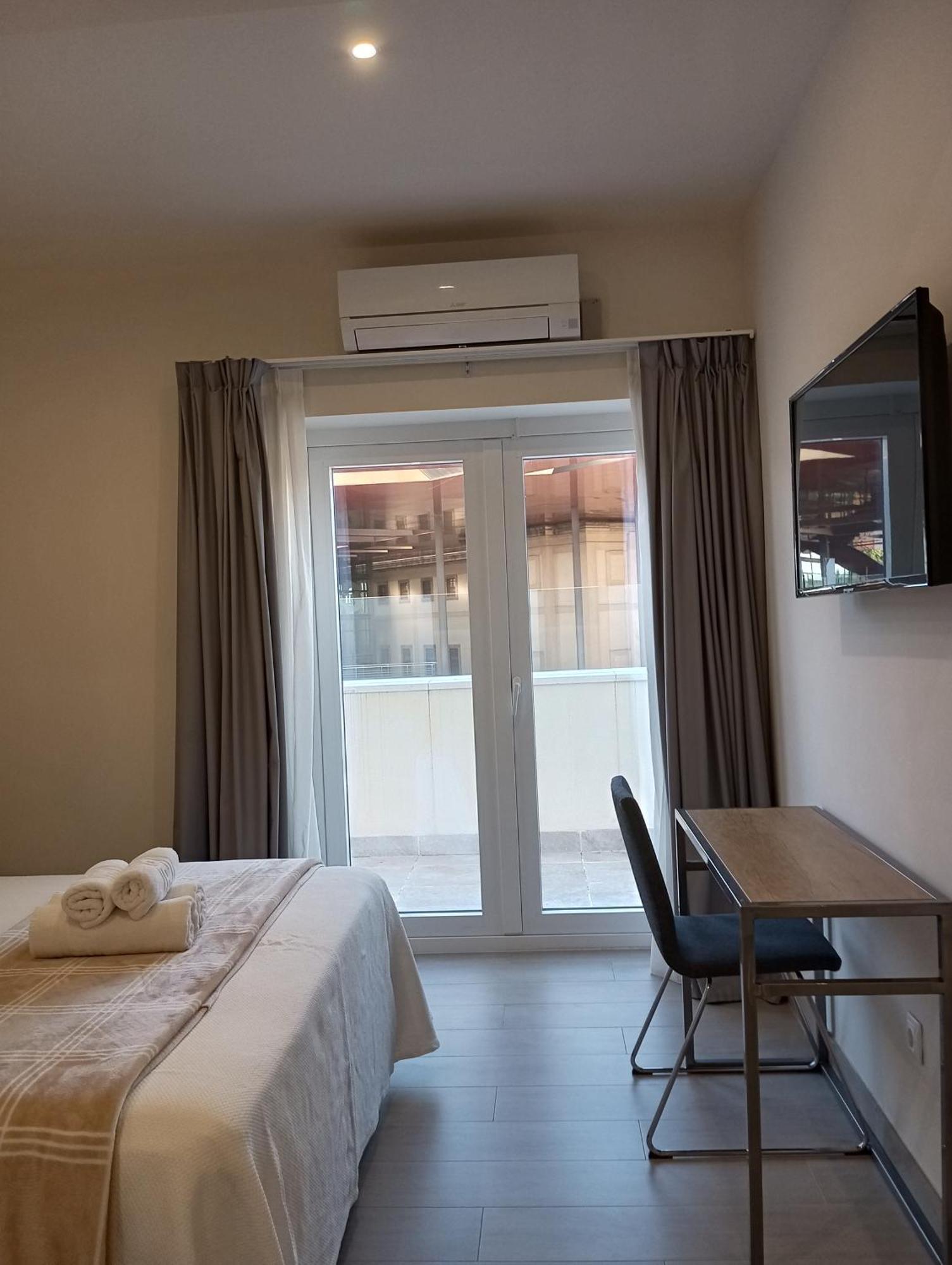 Hostal La Estacion Terrazas Madrid Exterior photo